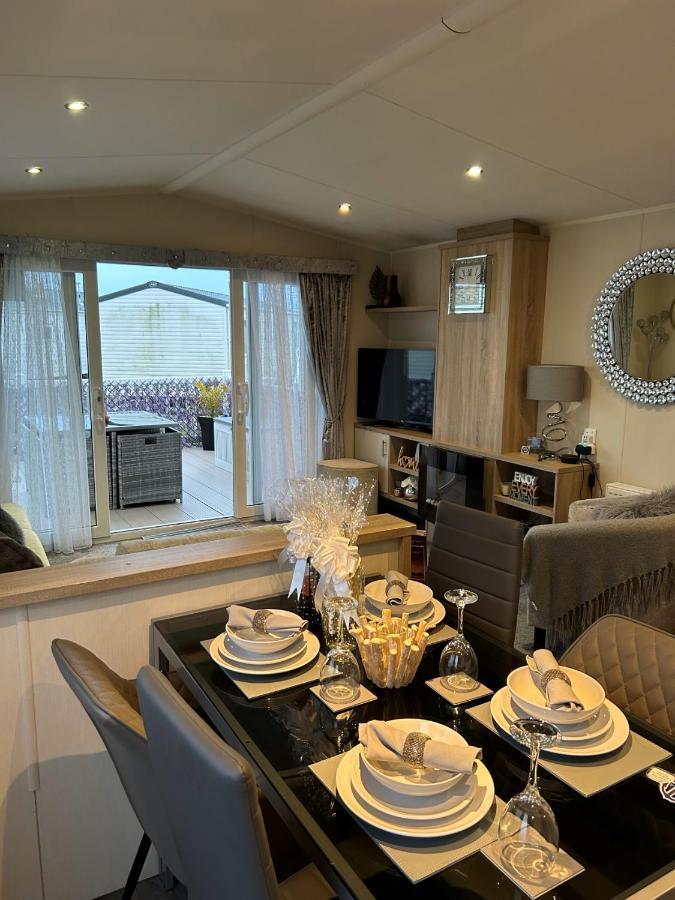Beautiful Spacious Holiday Home - Romney Sands New Romney Eksteriør bilde