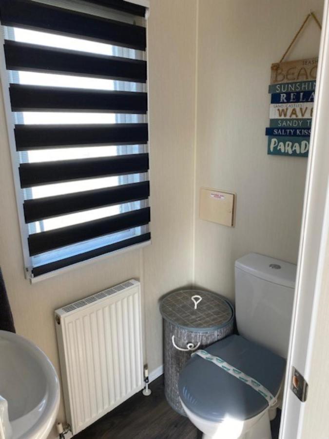 Beautiful Spacious Holiday Home - Romney Sands New Romney Eksteriør bilde