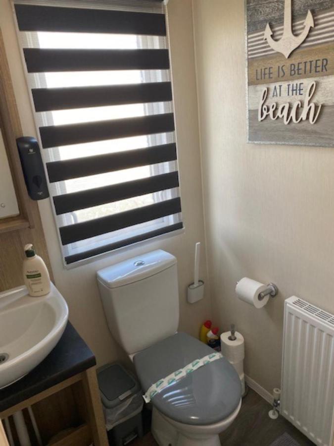 Beautiful Spacious Holiday Home - Romney Sands New Romney Eksteriør bilde